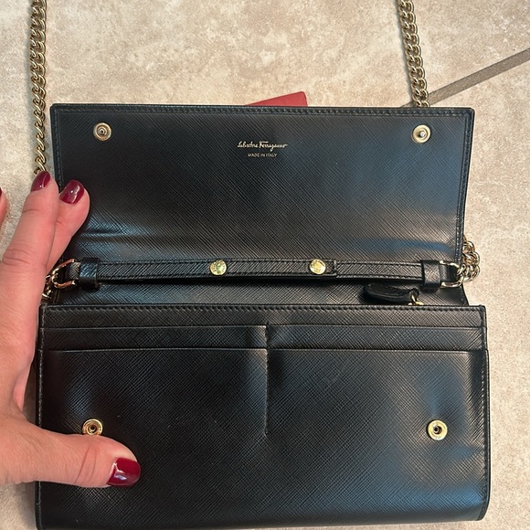 100% Authentic Made in Italy Salvatore Ferragamo Wallet on a Chain - Picture 6 of 14